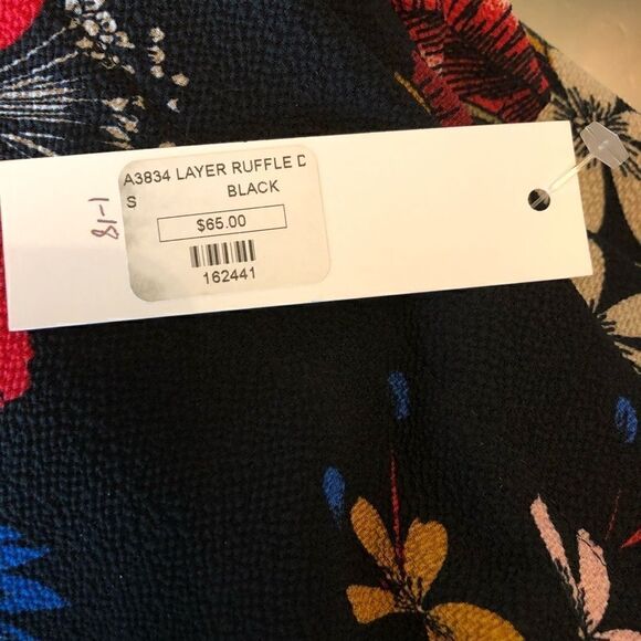 Luxe Apothetique S NWT Black Red Large Floral Mini Flowy Ruffle Light Dress - Picture 9 of 9